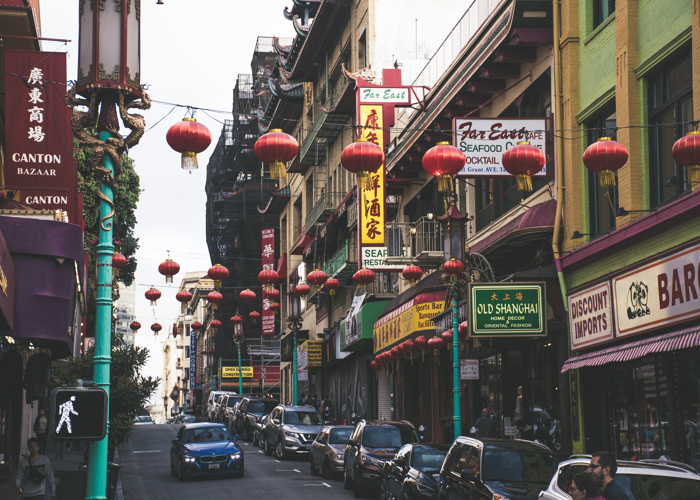 Ideal Places for Souvenir Shopping at Chinatown